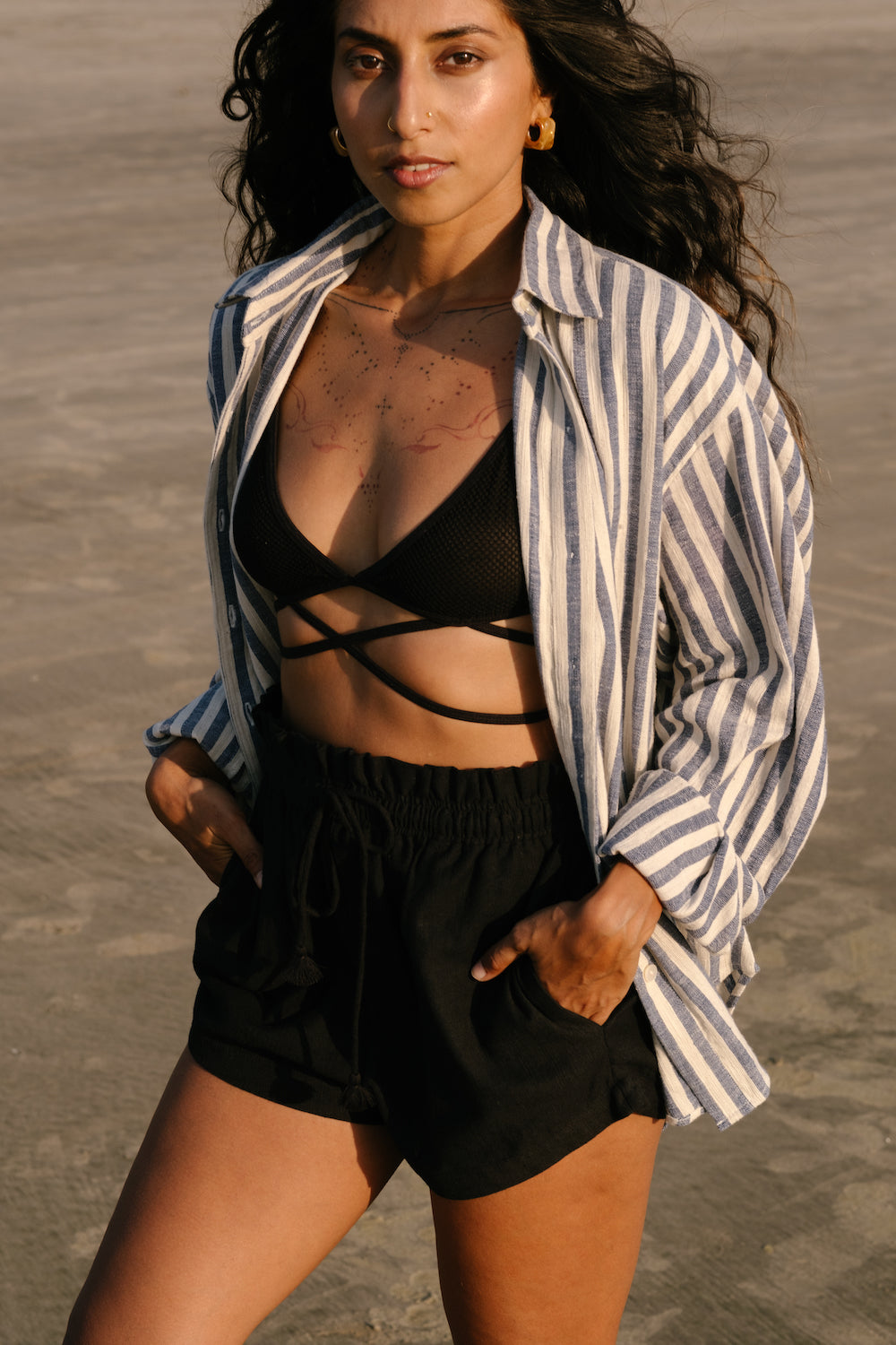 Deck Shorts in Obsidian Black