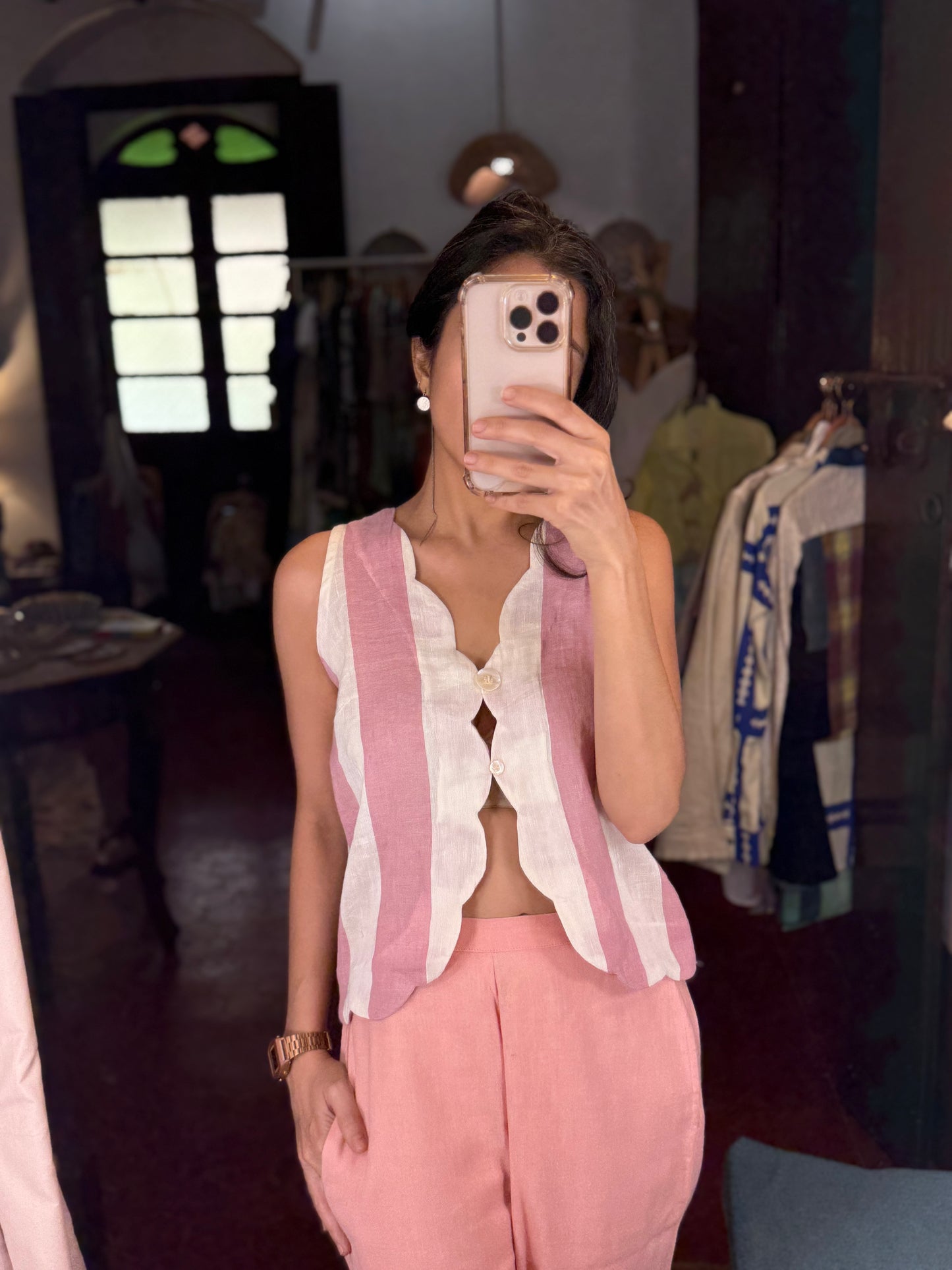 Linen Scallop Top