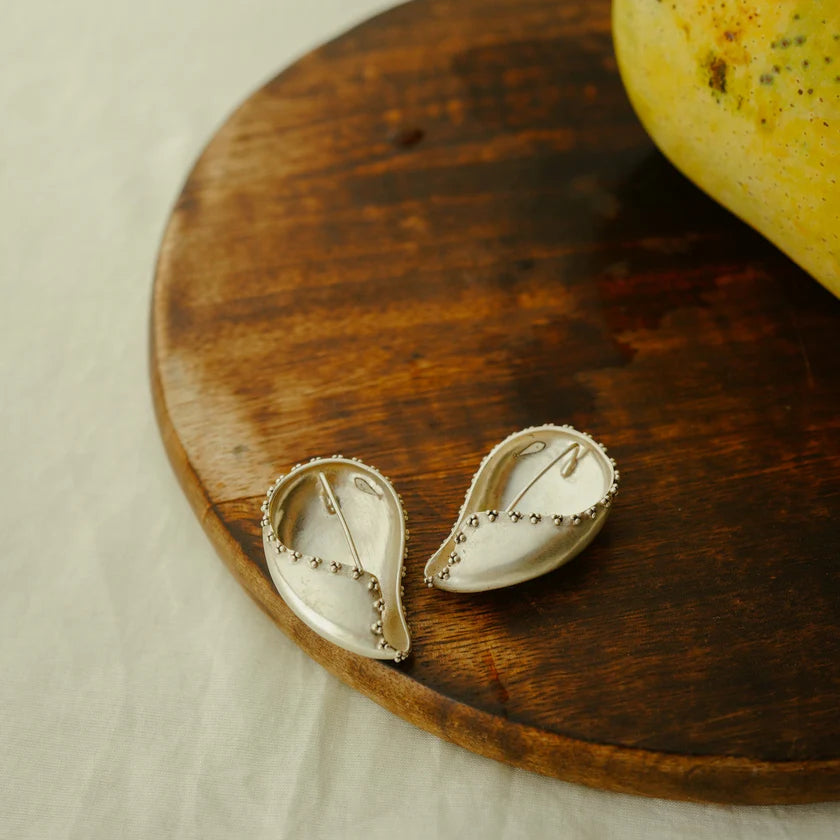 Mango Slices, Brass, Large