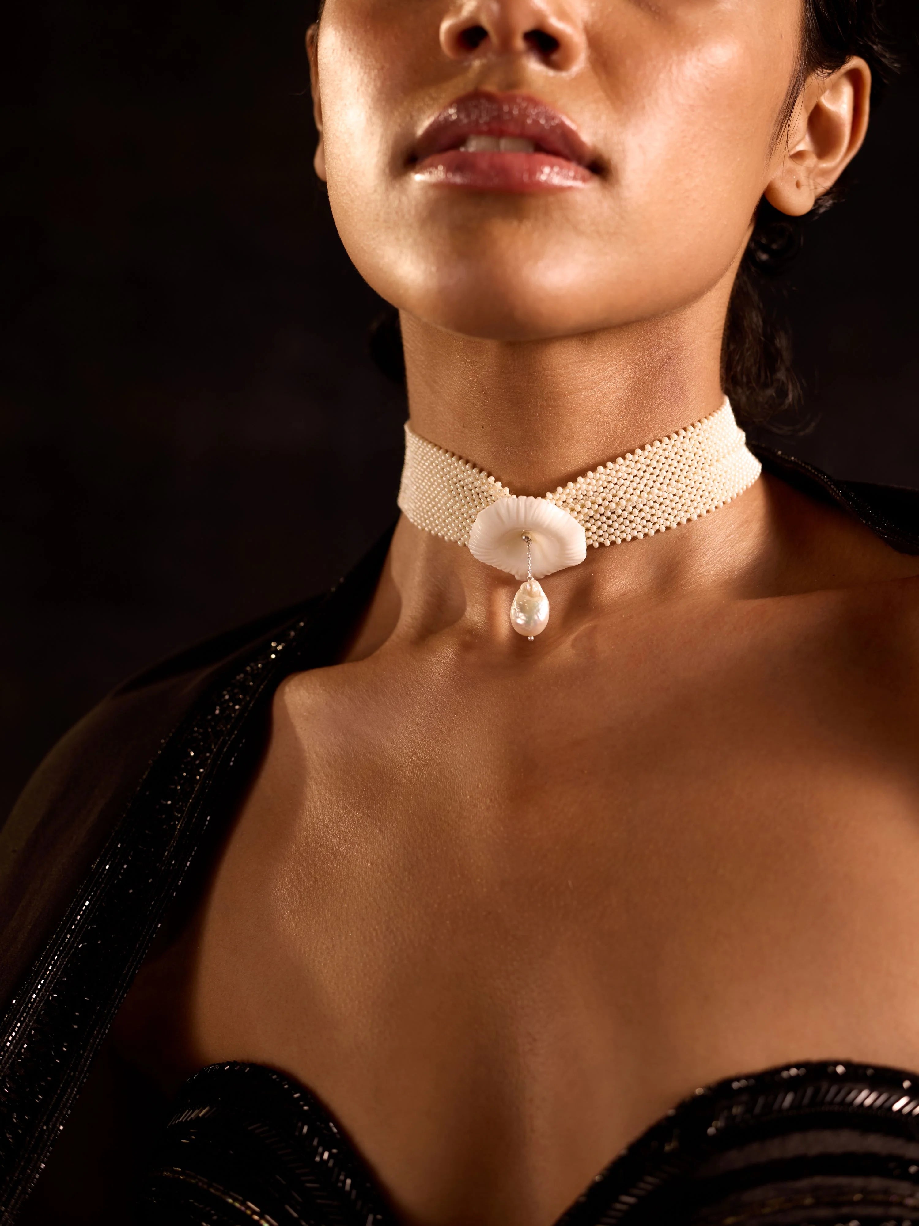 Neelpushpi Pearl Choker