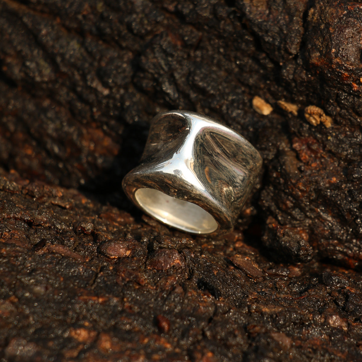 Tide Ring