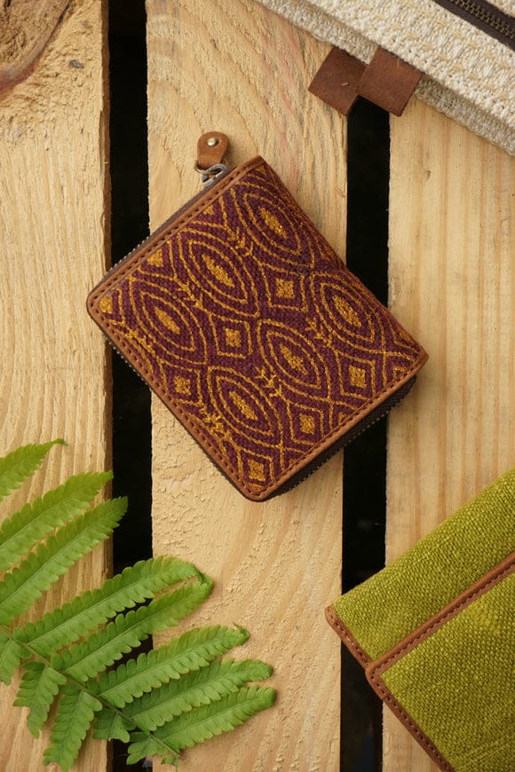 The Chota Flip and Zip Wallet