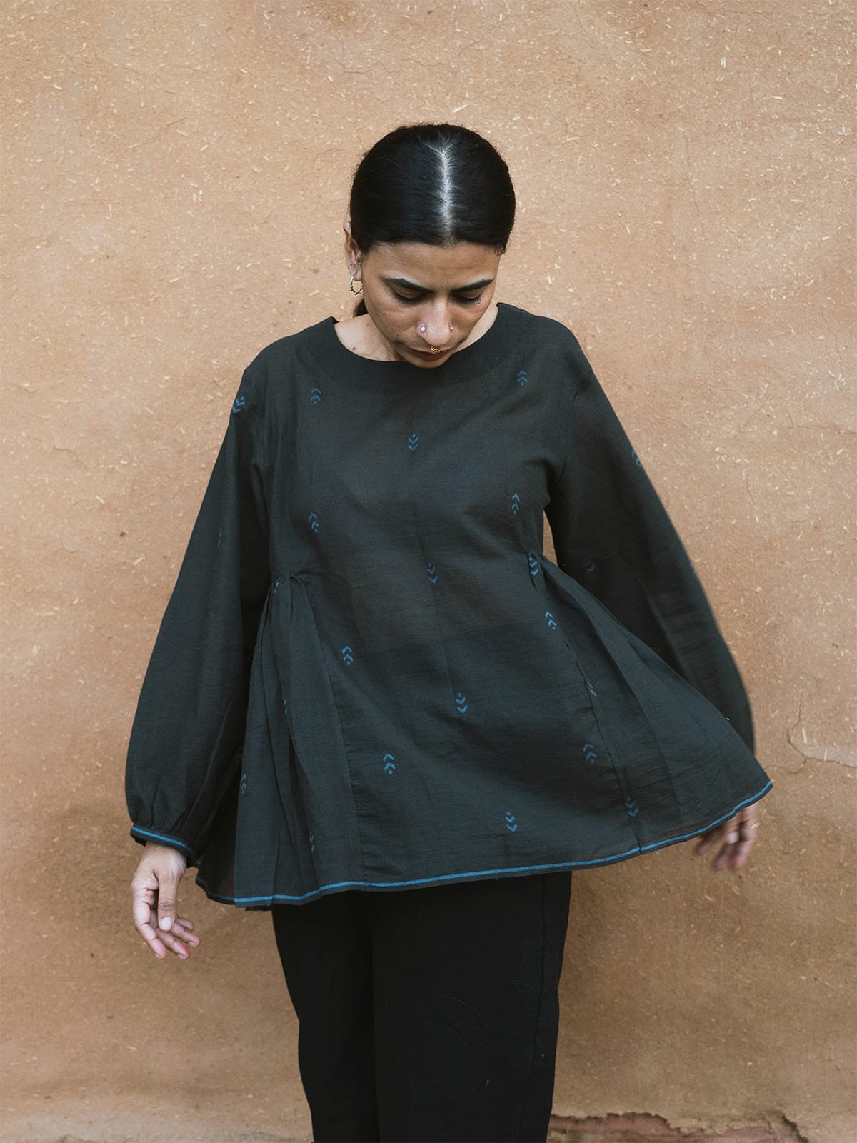 Flow Blouse in Charcoal