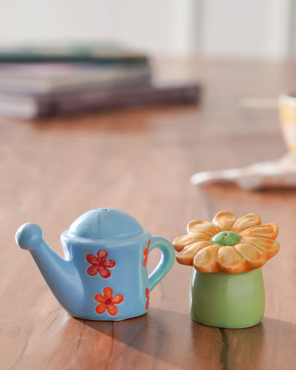 Flower & Can Salt and Pepper Shaker