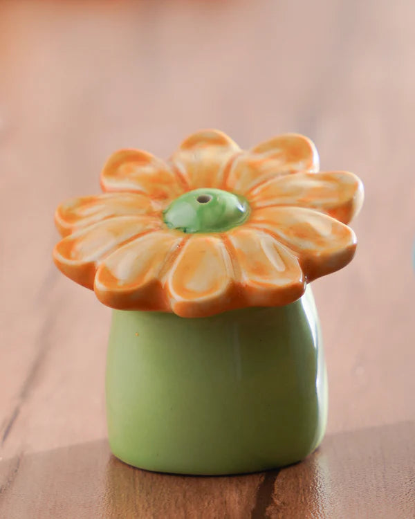 Flower & Can Salt and Pepper Shaker