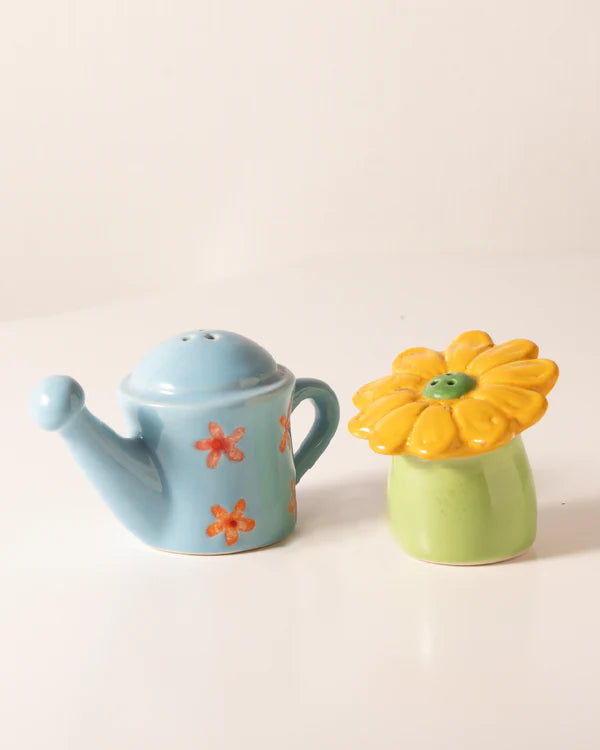 Flower & Can Salt and Pepper Shaker