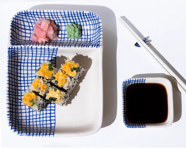 Neel -Sushi Set With Chopstick Holder