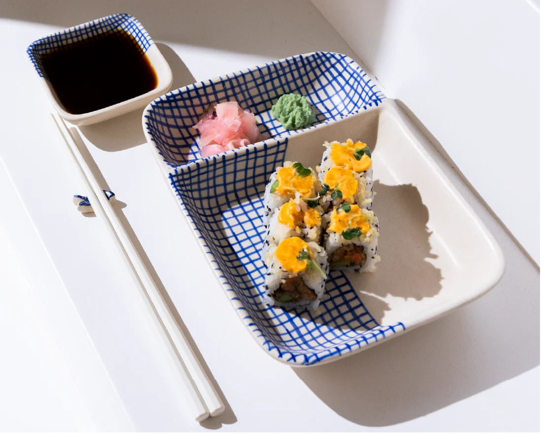 Neel -Sushi Set With Chopstick Holder