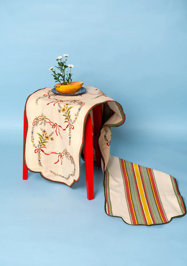 Simon Table Runner