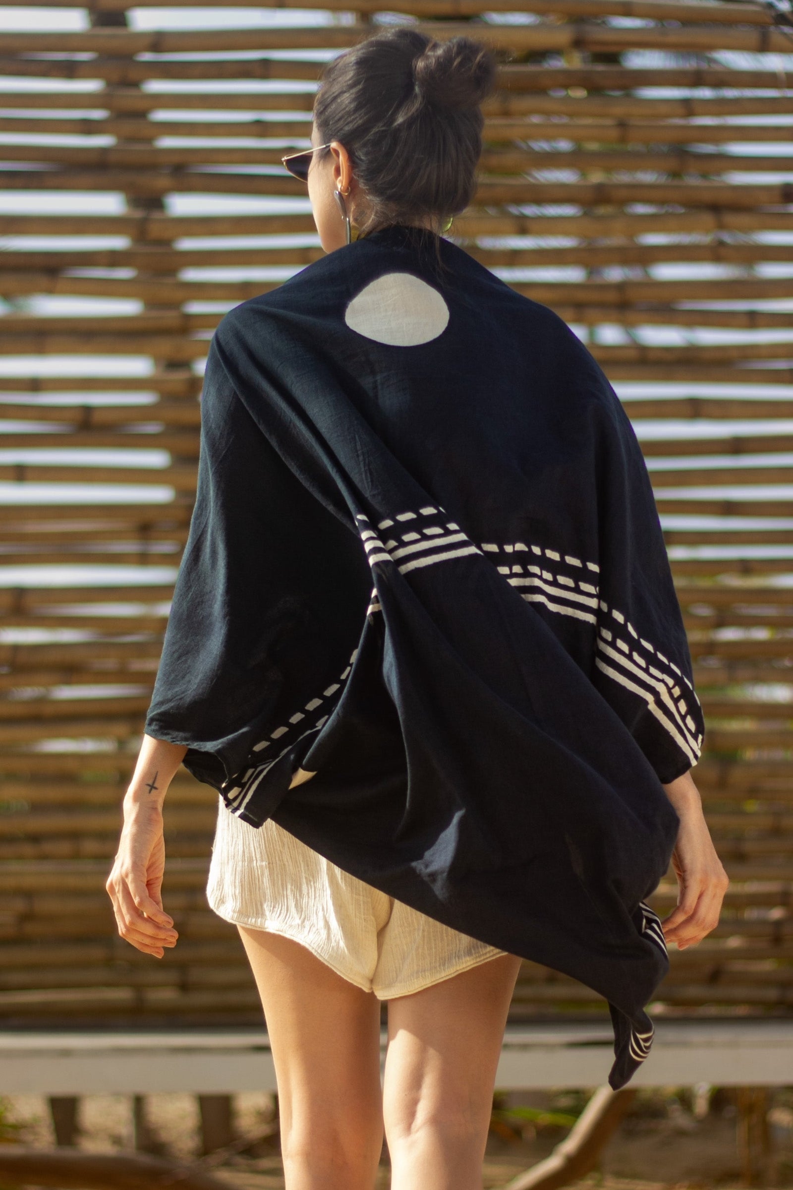 Time and Tide Throw in Mul Cotton